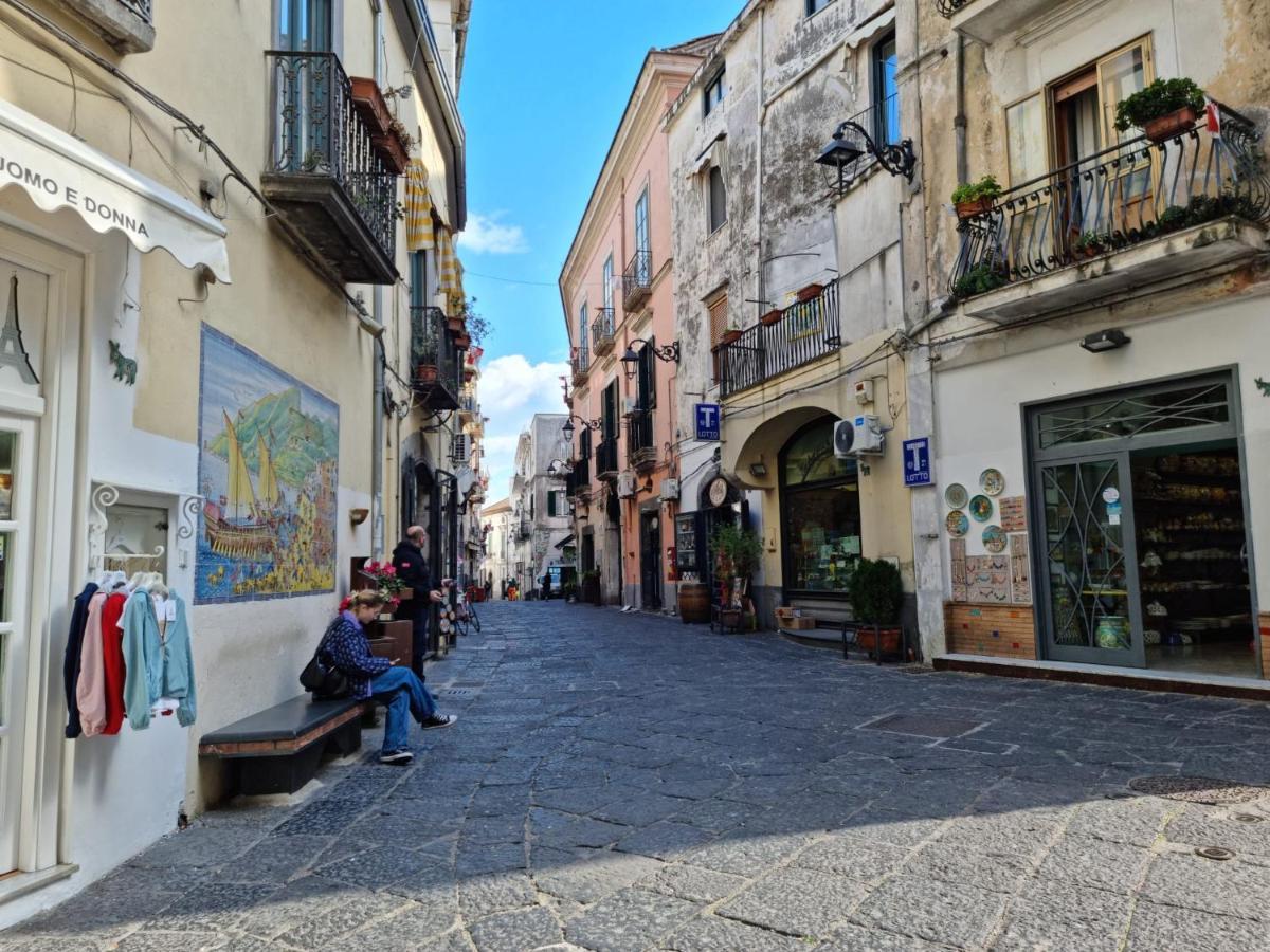 Apartament La Casa Nel Duomo Vietri Zewnętrze zdjęcie